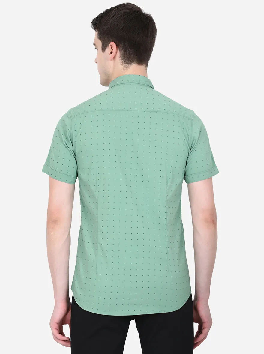 Dark Green Printed Slim Fit Semi Casual Shirt | JadeBlue